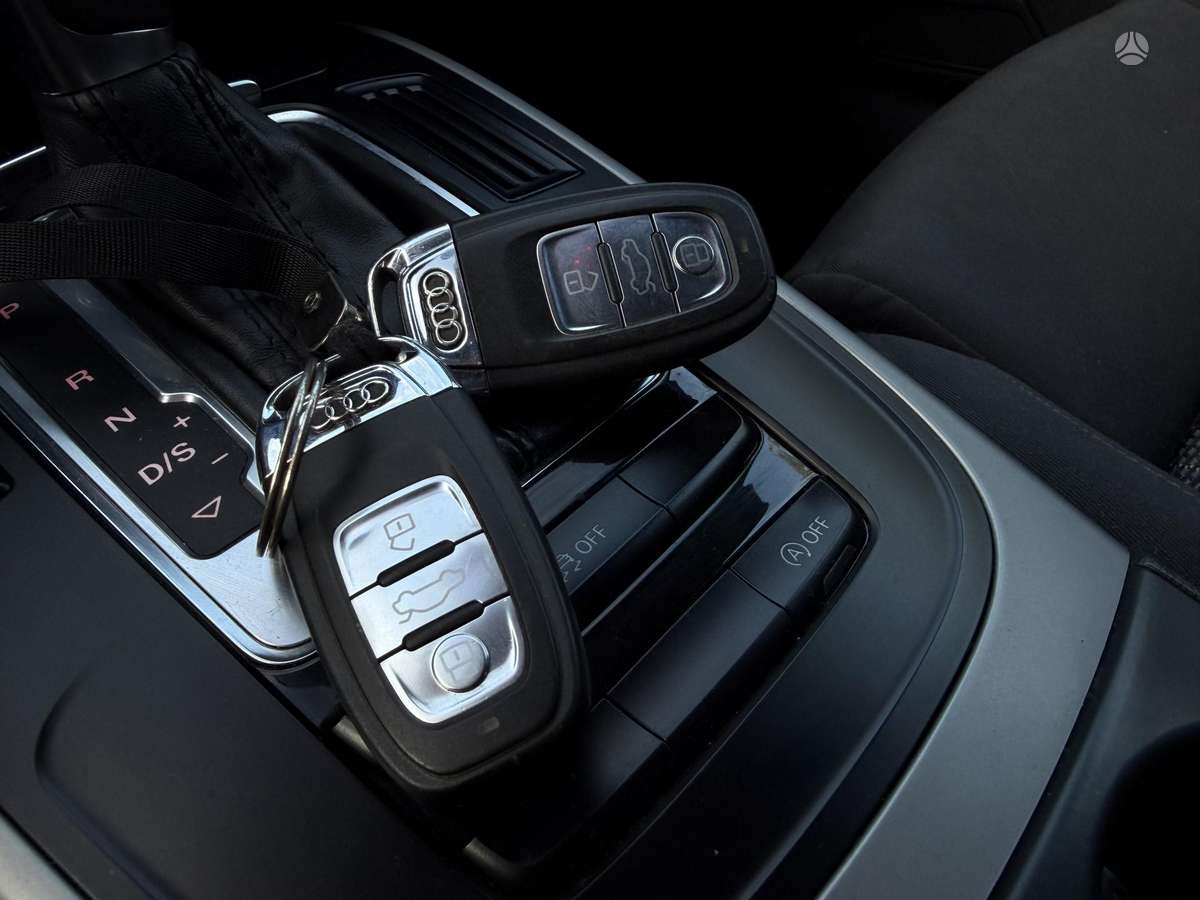 Audi A4 2013 — photo 15