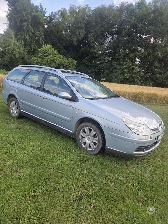 Citroen C5 2005 — вигляд ззаду