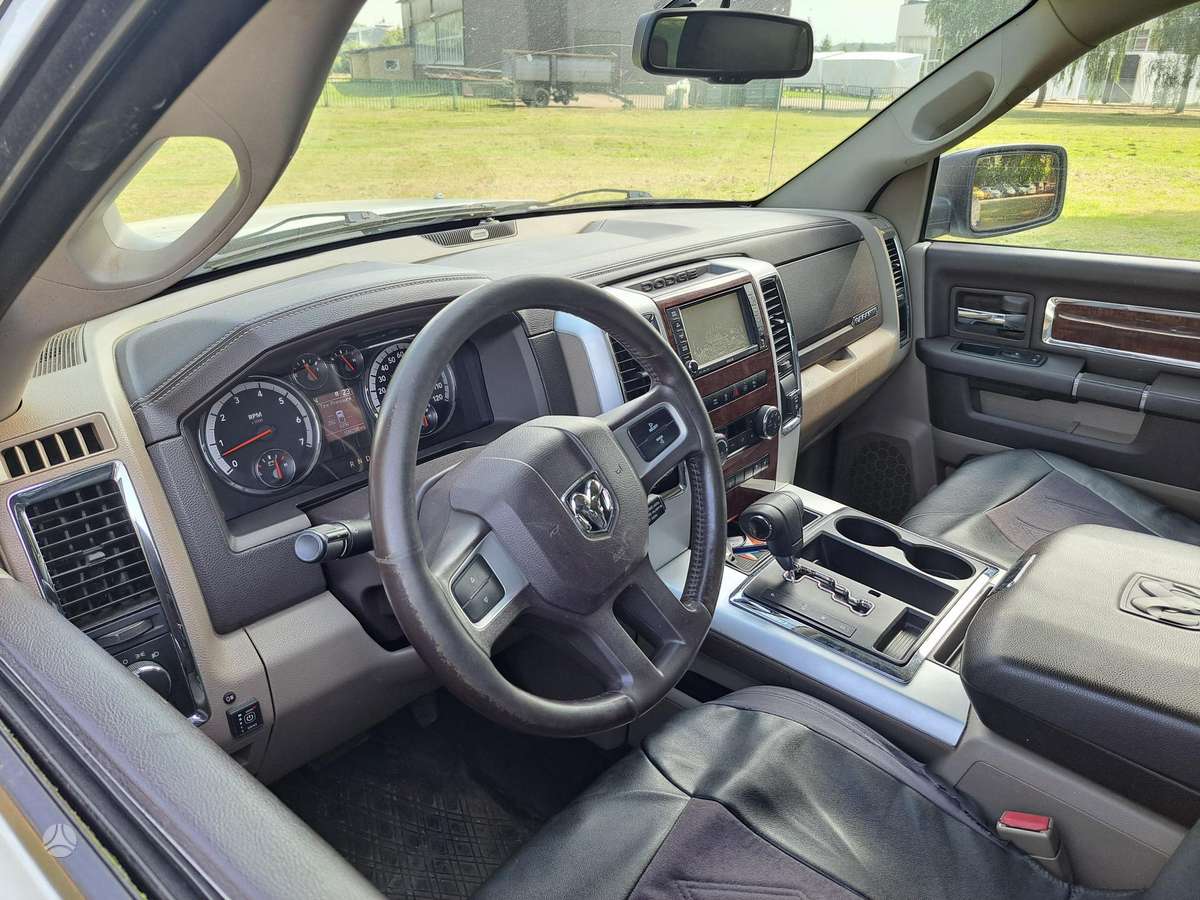 Dodge Ram 2010 — photo 12