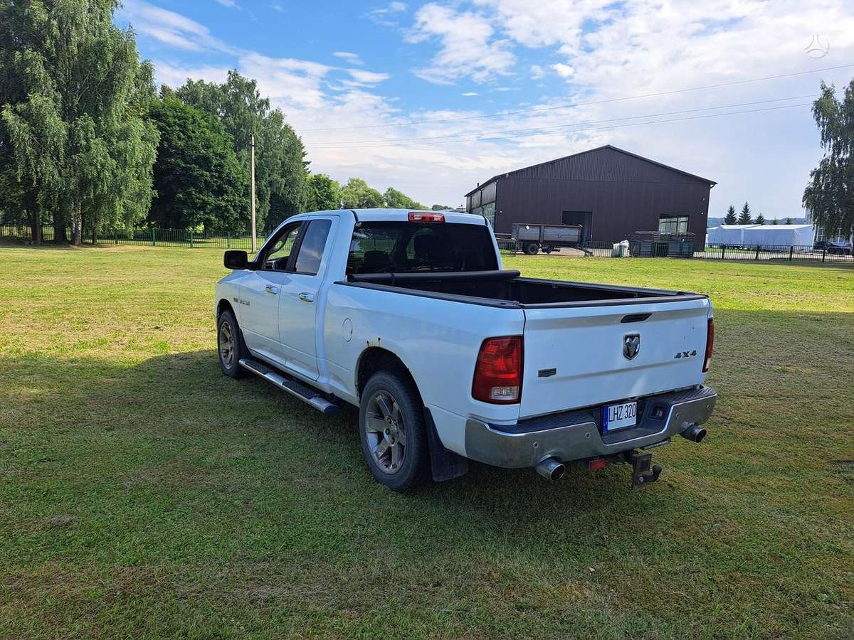 Dodge Ram 2010 — photo 9