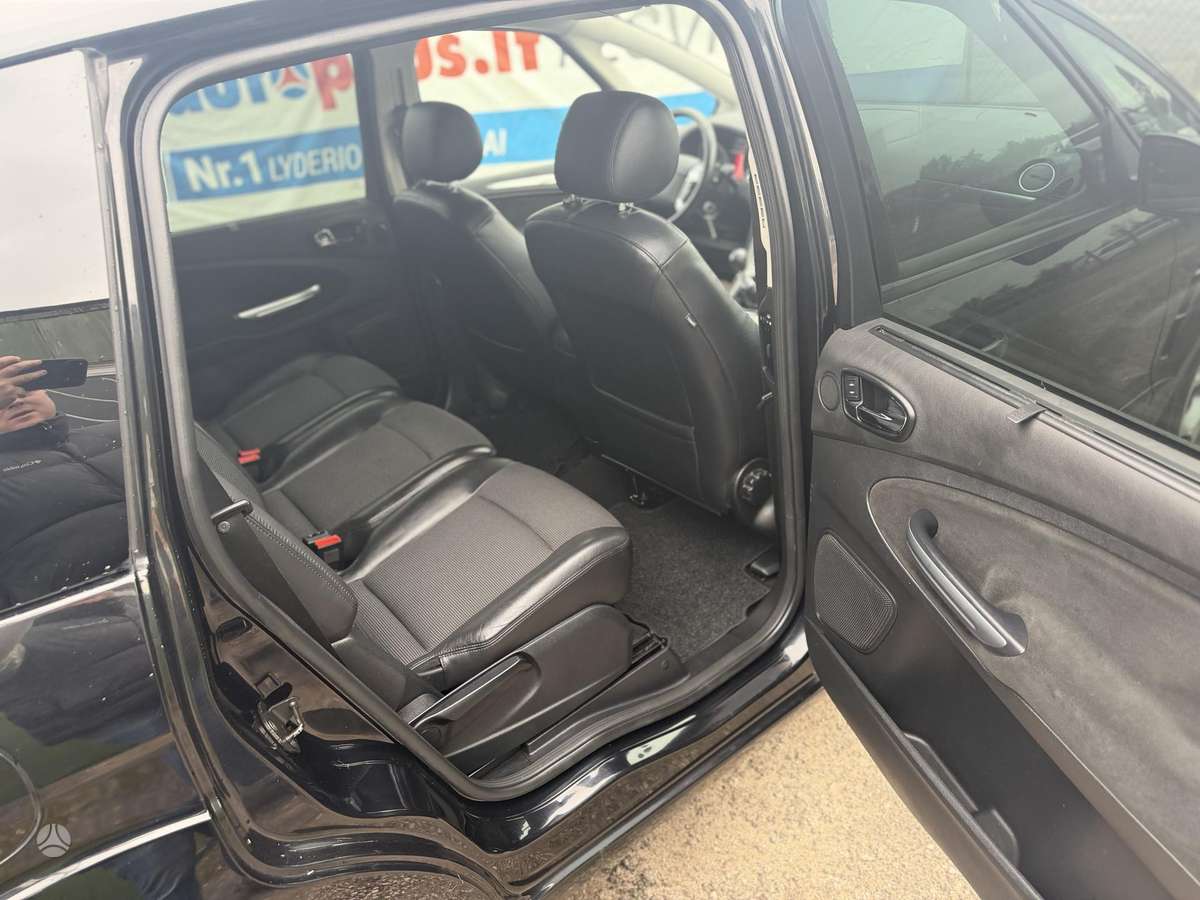 Ford S-MAX 2007 — photo 15