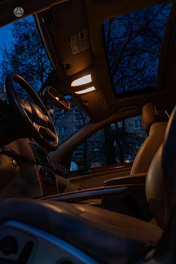 Mercedes-Benz GL450 2009 — photo 26