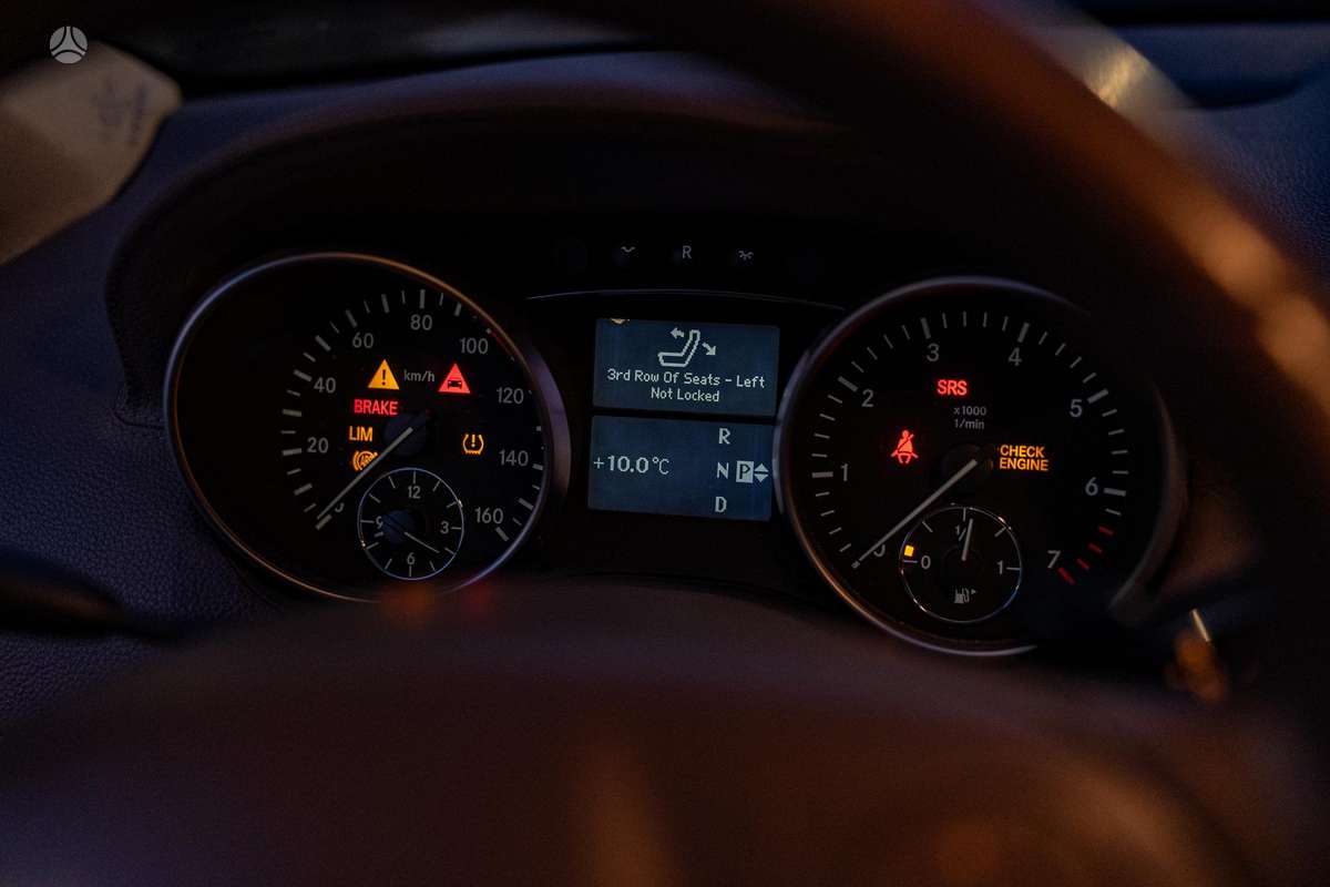 Mercedes-Benz GL450 2009 — photo 27