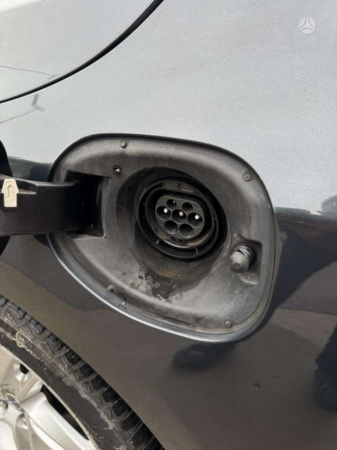 Volvo V60 2014 — photo 25