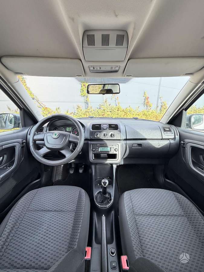 Skoda Roomster 2013 — photo 11