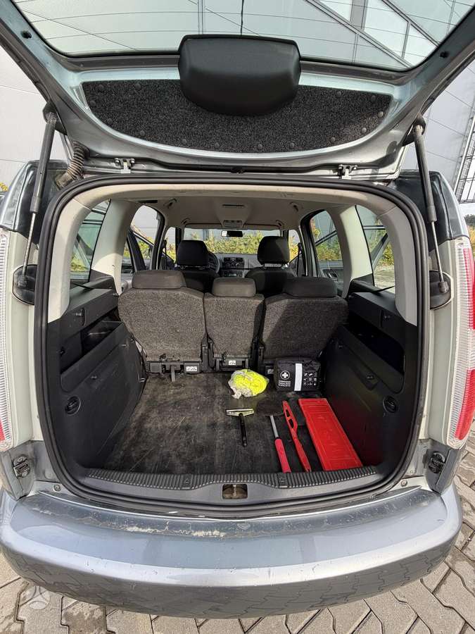 Skoda Roomster 2013 — photo 15