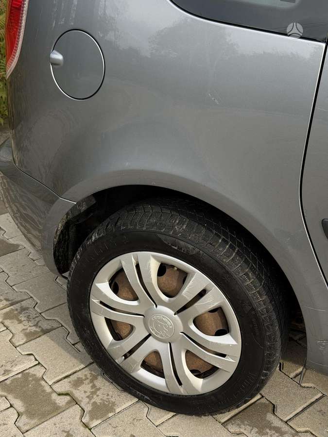 Skoda Roomster 2013 — photo 16