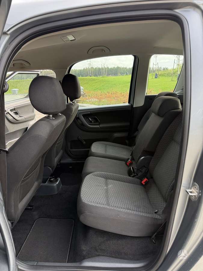 Skoda Roomster 2013 — photo 8