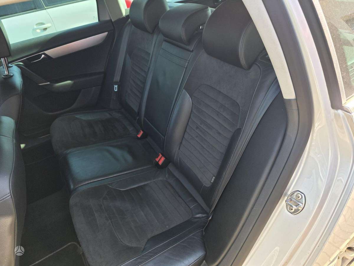 Volkswagen Passat 2011 — photo 13