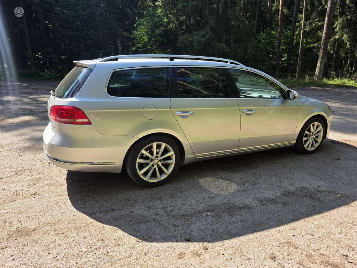 Volkswagen Passat 2011 — photo 6