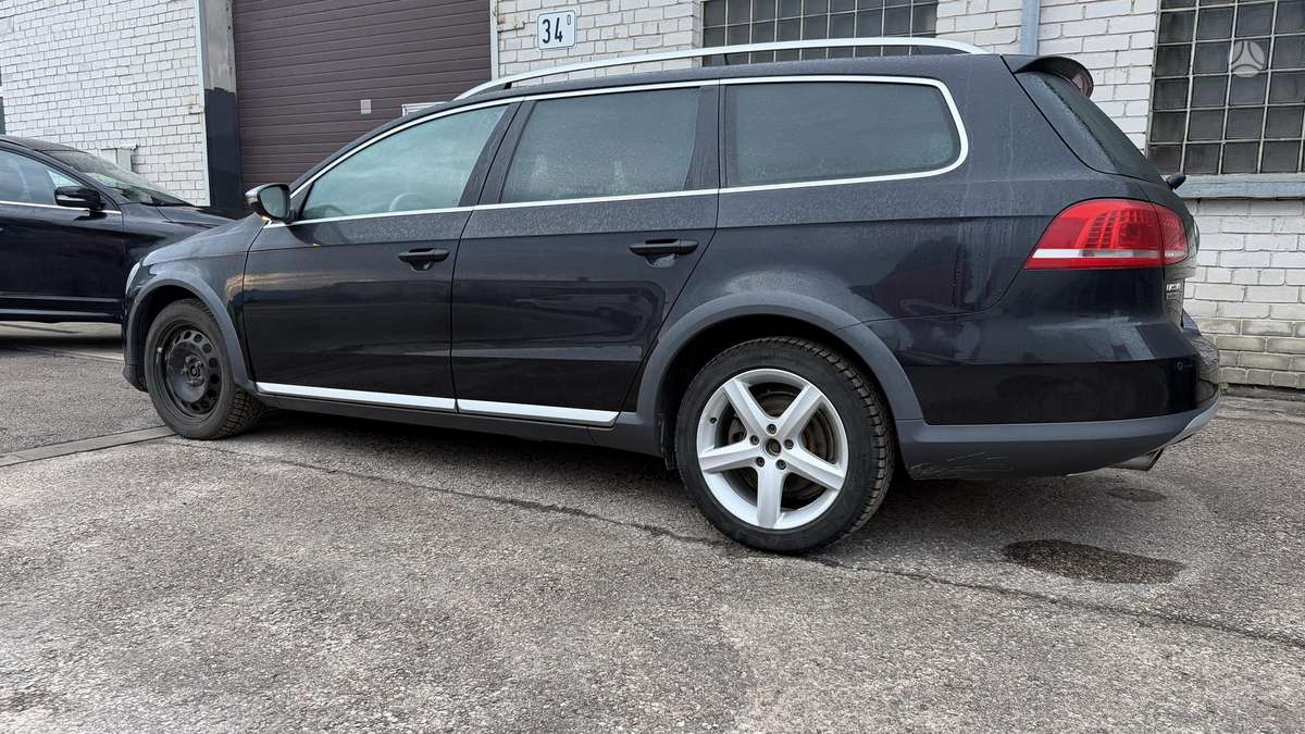 Volkswagen Passat 2013 — photo 15