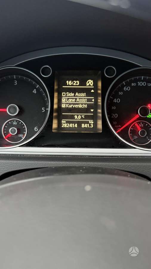 Volkswagen Passat 2013 — photo 8