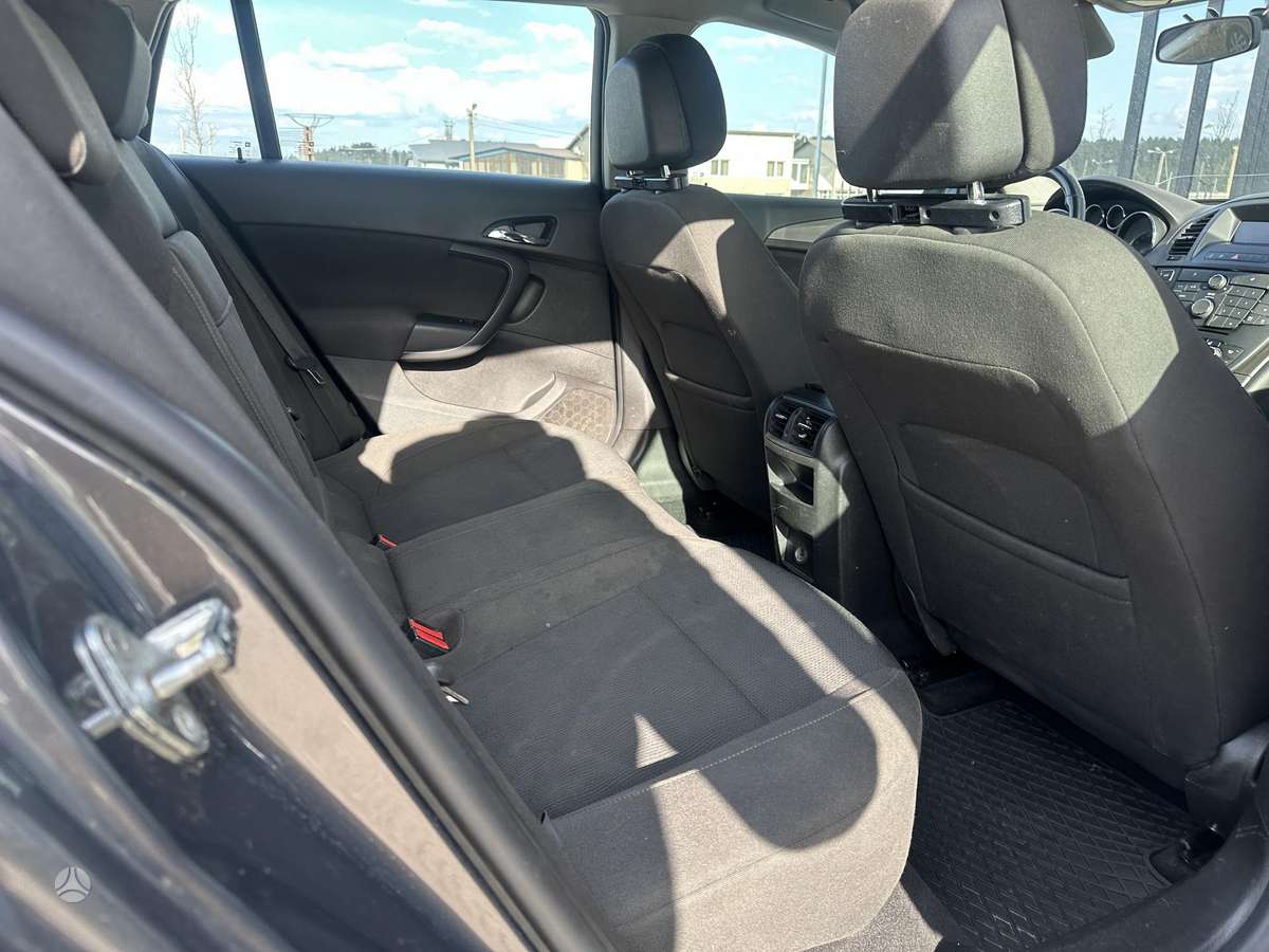 Opel Insignia 2013 — photo 12