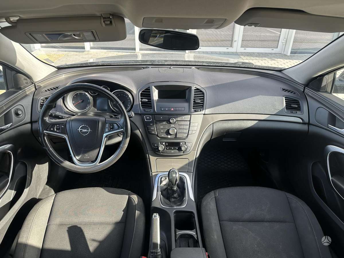 Opel Insignia 2013 — photo 15