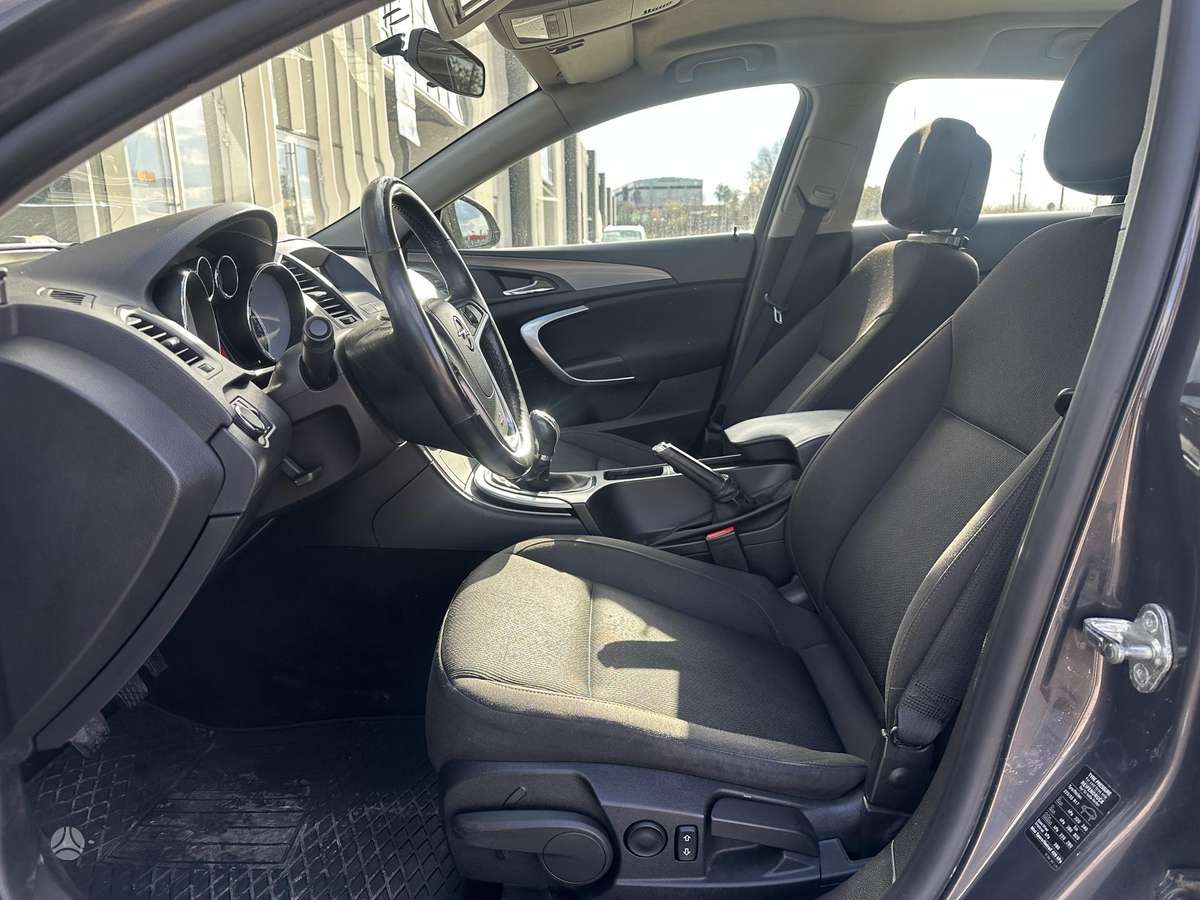Opel Insignia 2013 — photo 9