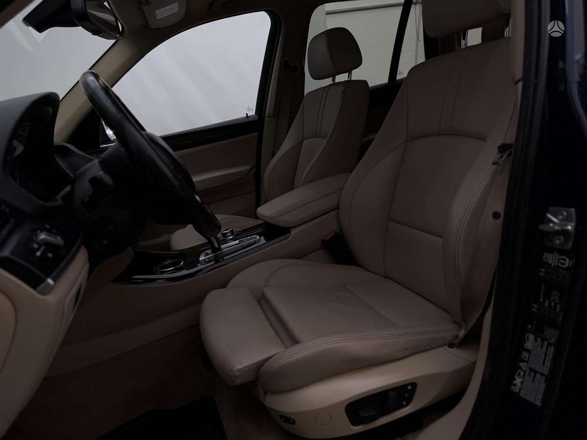 BMW X3 2012 — photo 10