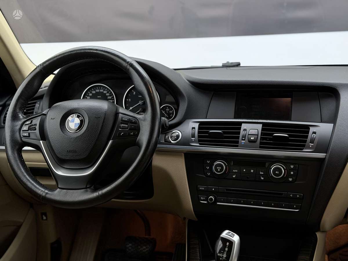 BMW X3 2012 — photo 19