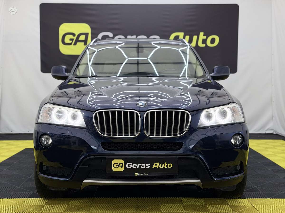 BMW X3 2012 — rear view