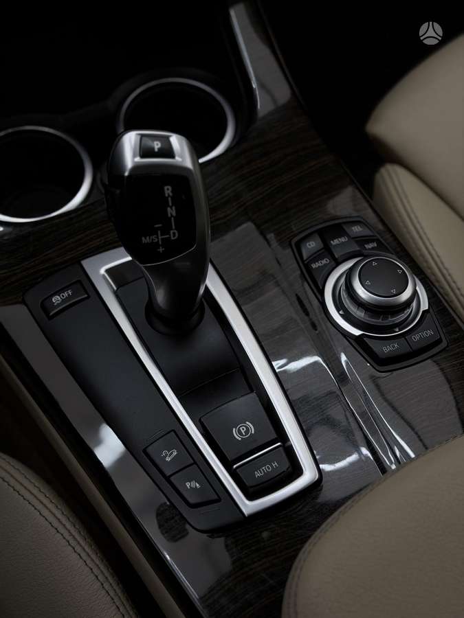 BMW X3 2012 — photo 24