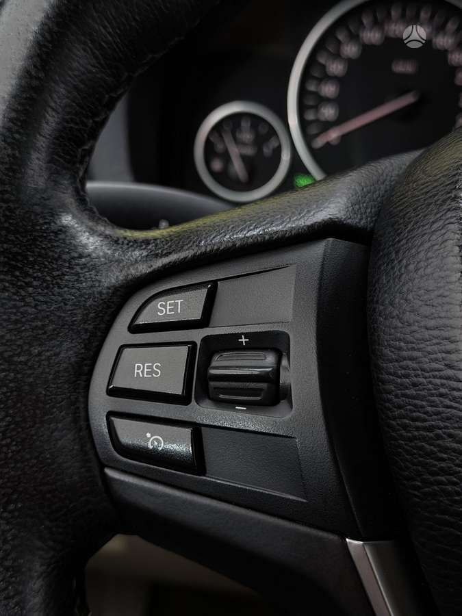 BMW X3 2012 — photo 29