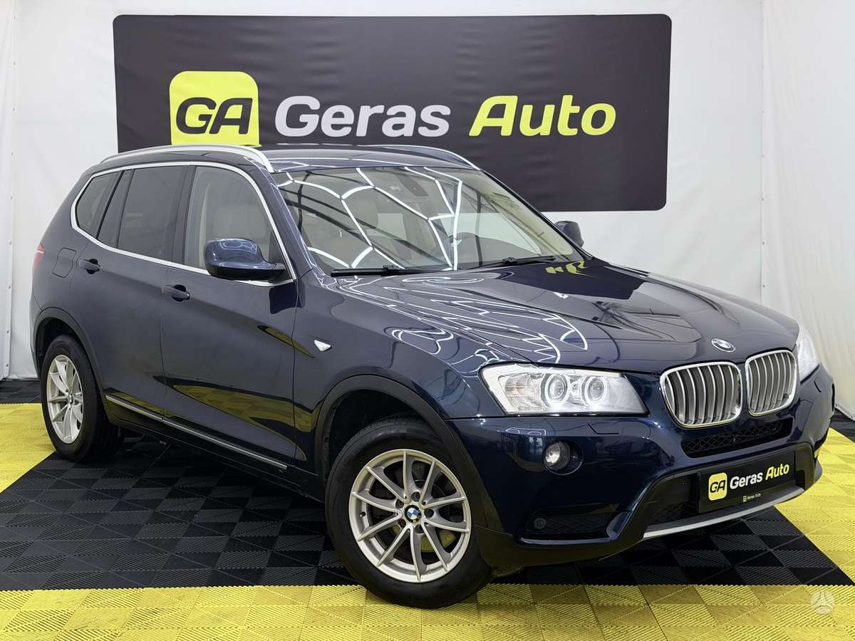 BMW X3 2012 — interior