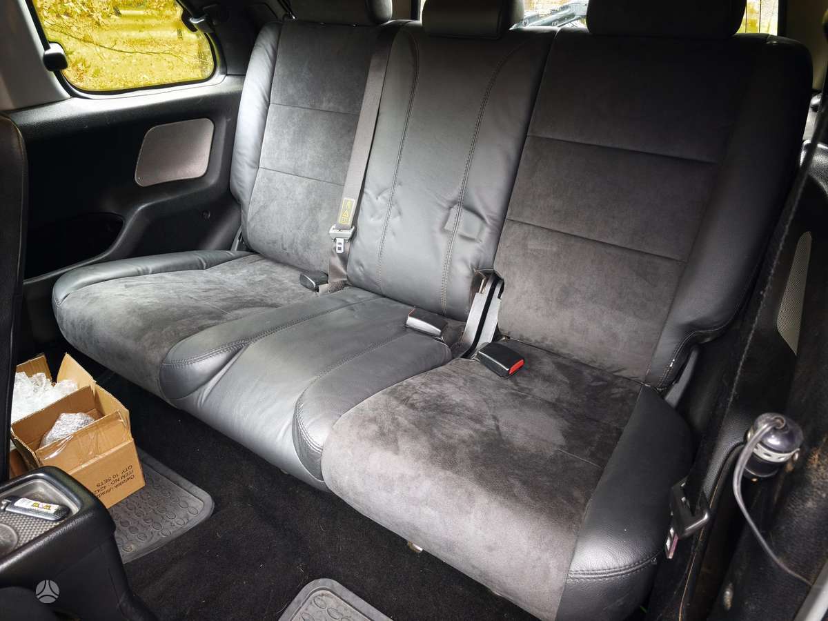 Land Rover 2004 — photo 7