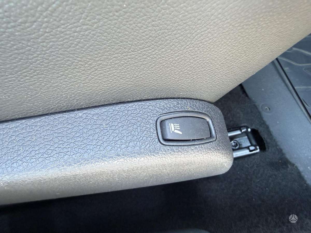 Dacia Duster 2014 — photo 16