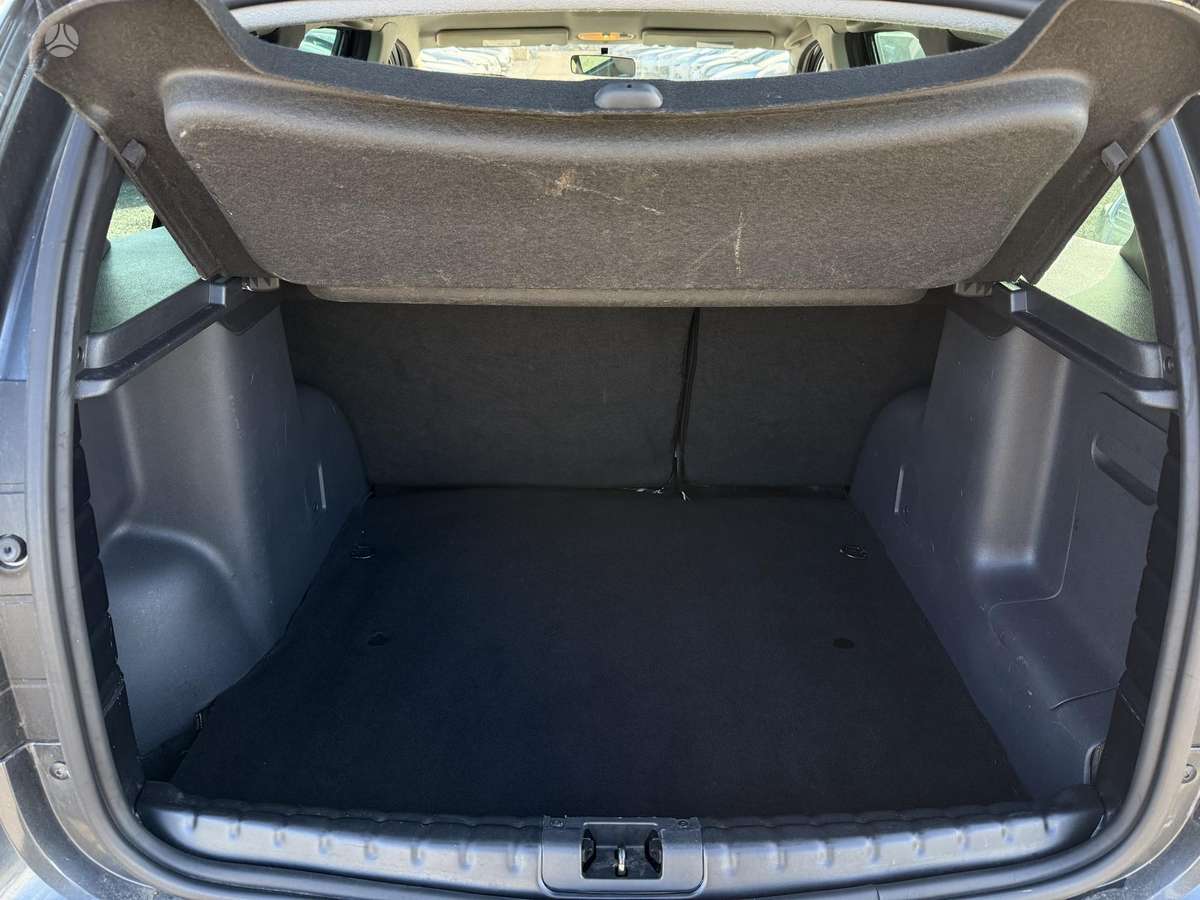 Dacia Duster 2014 — photo 17
