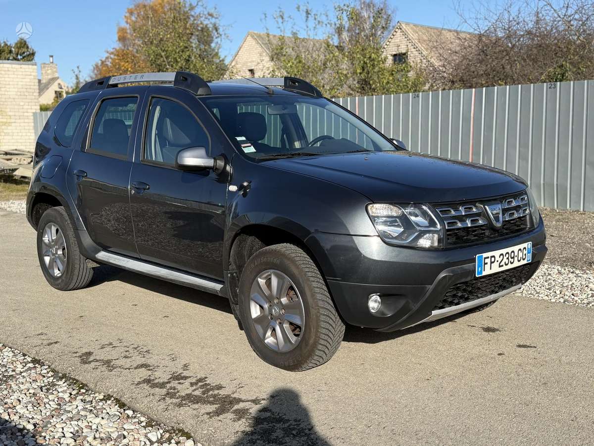 Dacia Duster 2014 — interior