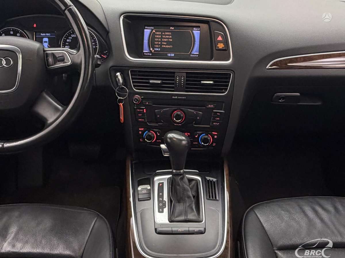 Audi Q5 2011 — photo 15