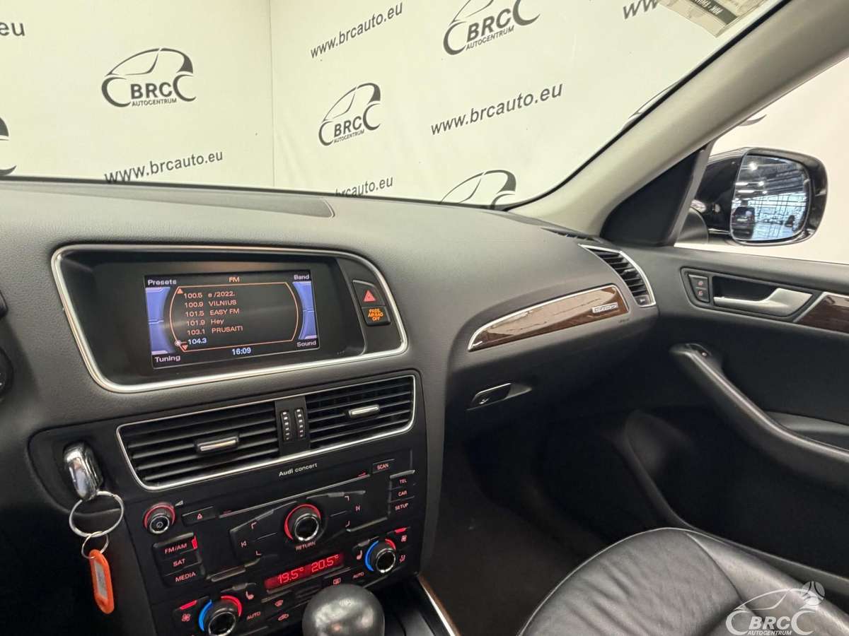 Audi Q5 2011 — photo 27