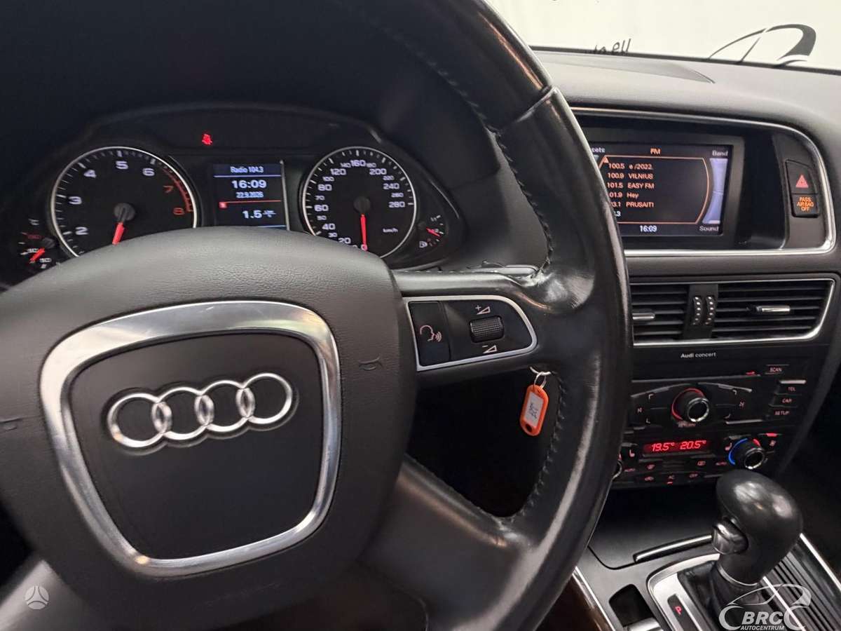 Audi Q5 2011 — photo 30