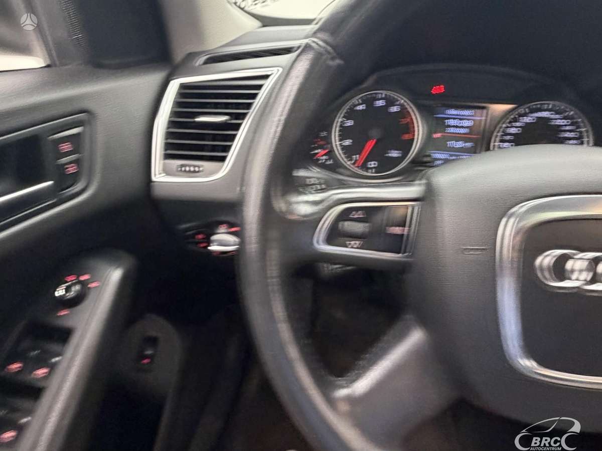Audi Q5 2011 — photo 31