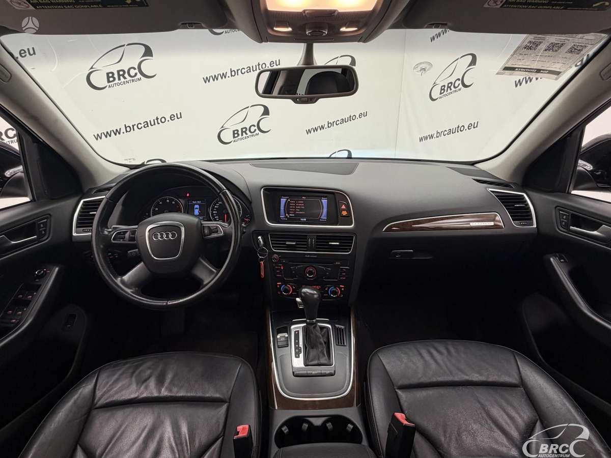 Audi Q5 2011 — engine 3197 cm³, 271 HP (199kW)