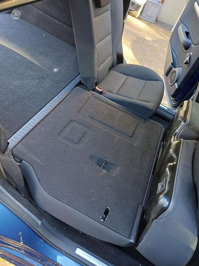 Mercedes-Benz B170 2009 — photo 16