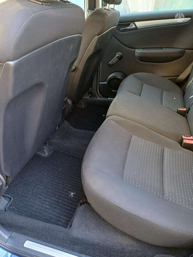 Mercedes-Benz B170 2009 — photo 20