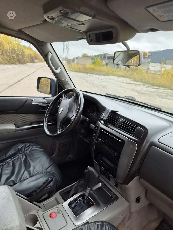 Nissan Patrol 2005 — photo 17