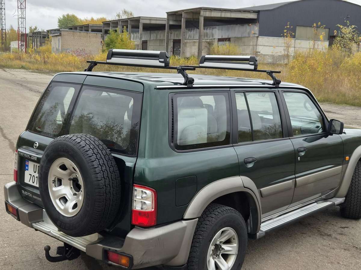 Nissan Patrol 2005 — engine 2953 cm³, 160 HP (118kW)