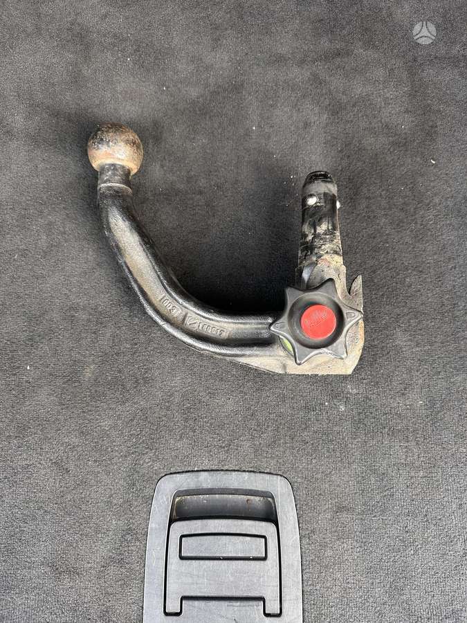 BMW 520 2012 — photo 12
