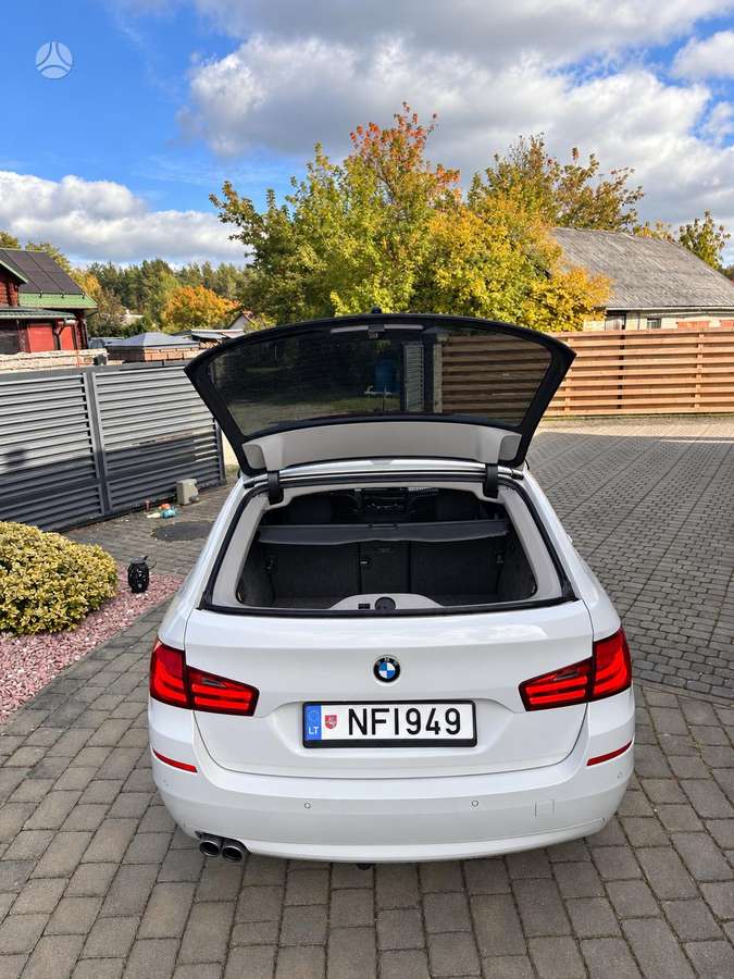 BMW 520 2012 — photo 7
