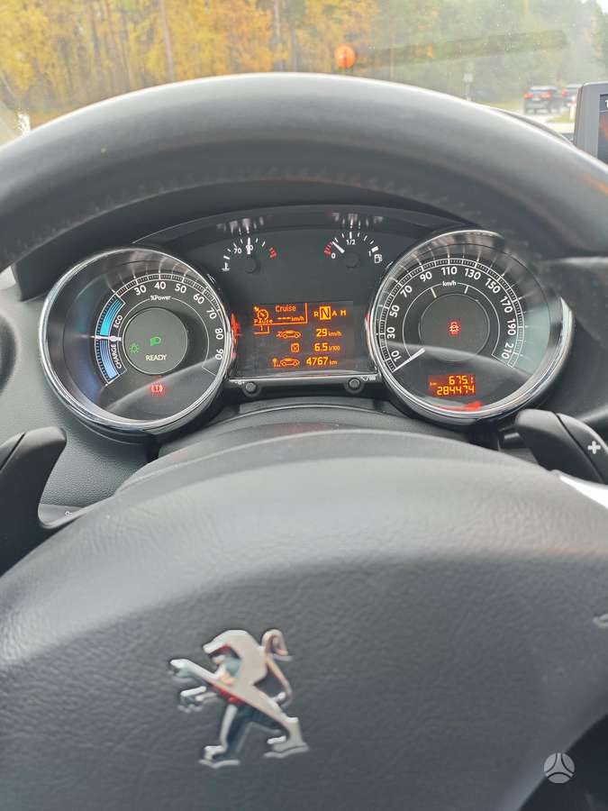 Peugeot 3008 2013 — photo 9