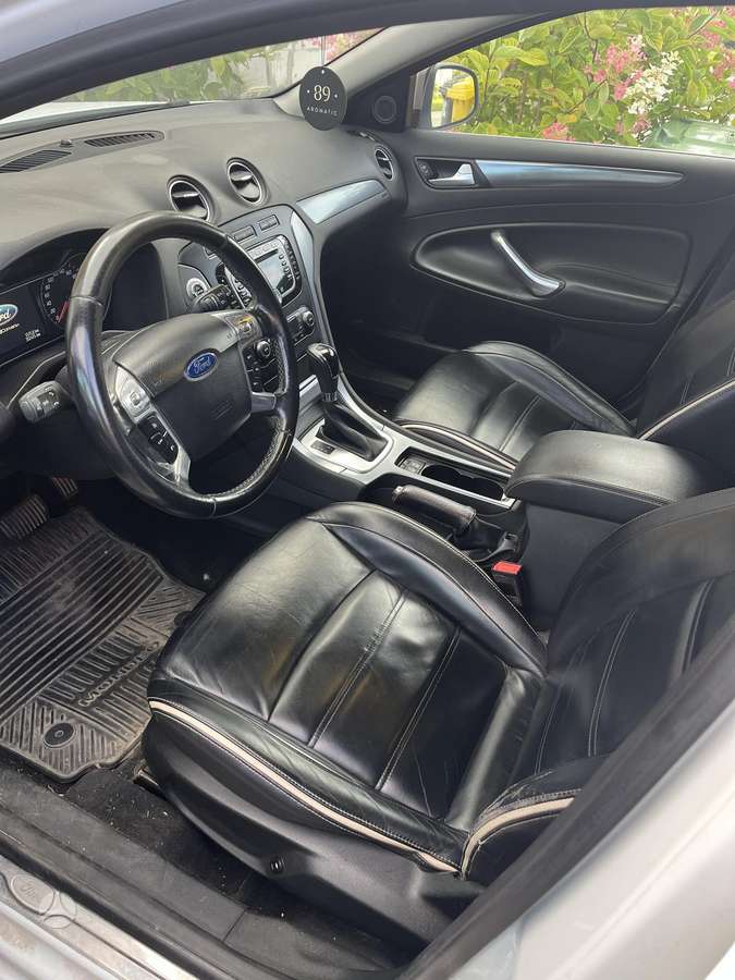 Ford Mondeo 2013 — photo 5