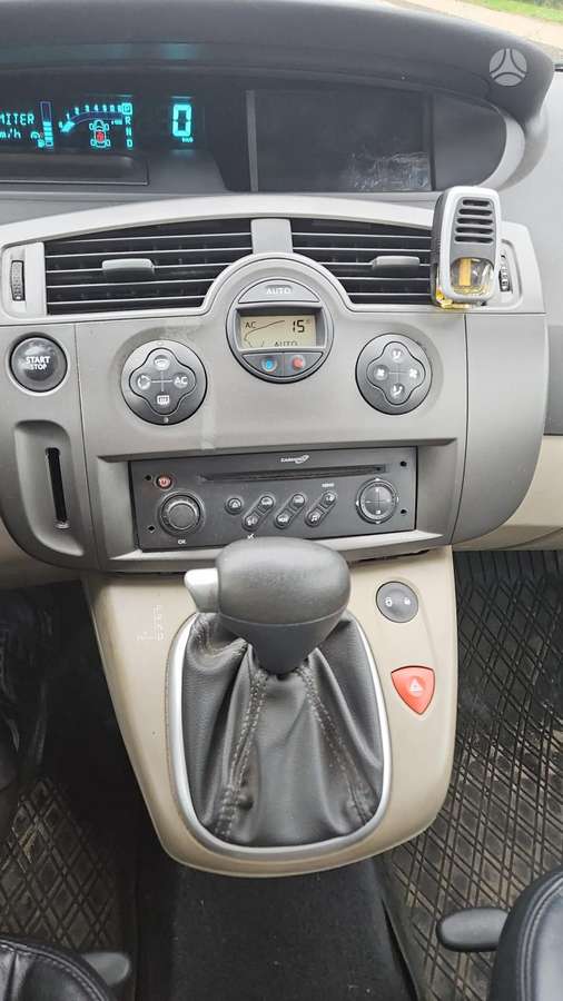 Renault Scenic 2006 — photo 14