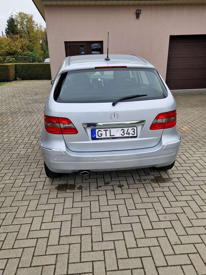 Mercedes-Benz B200 2006 — engine 2035 cm³, 136 HP (100kW)