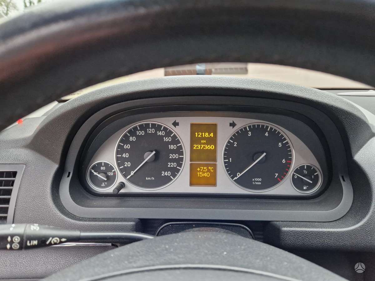Mercedes-Benz B200 2006 — photo 8