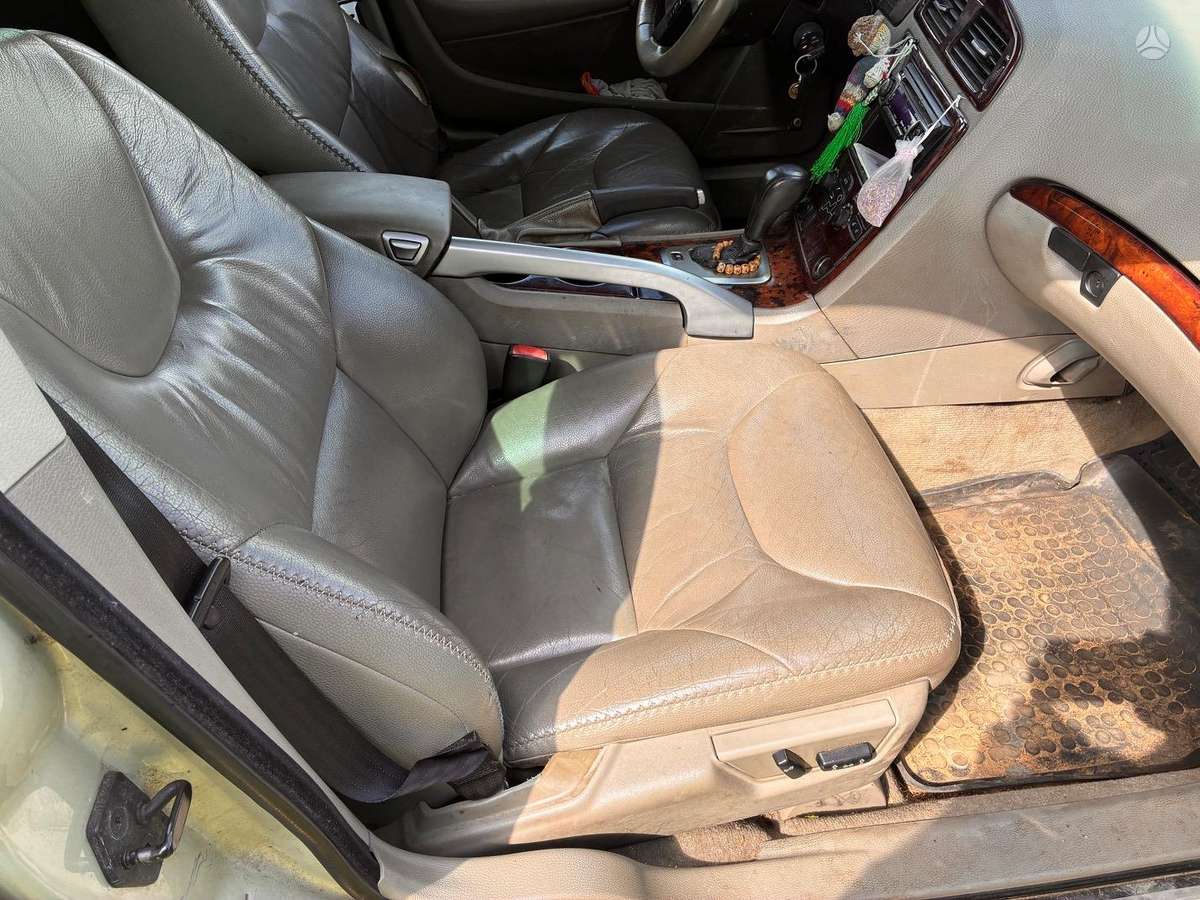 Volvo XC70 2006 — photo 9