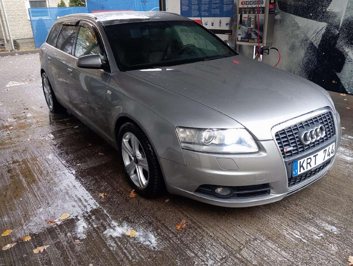 Audi A6 2005 — вигляд ззаду