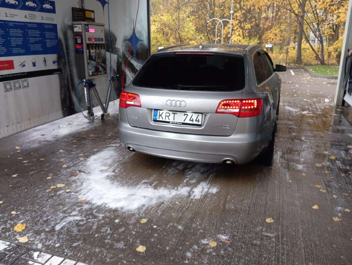Audi A6 2005 — двигун 2967 cm³, 224 HP (165kW)