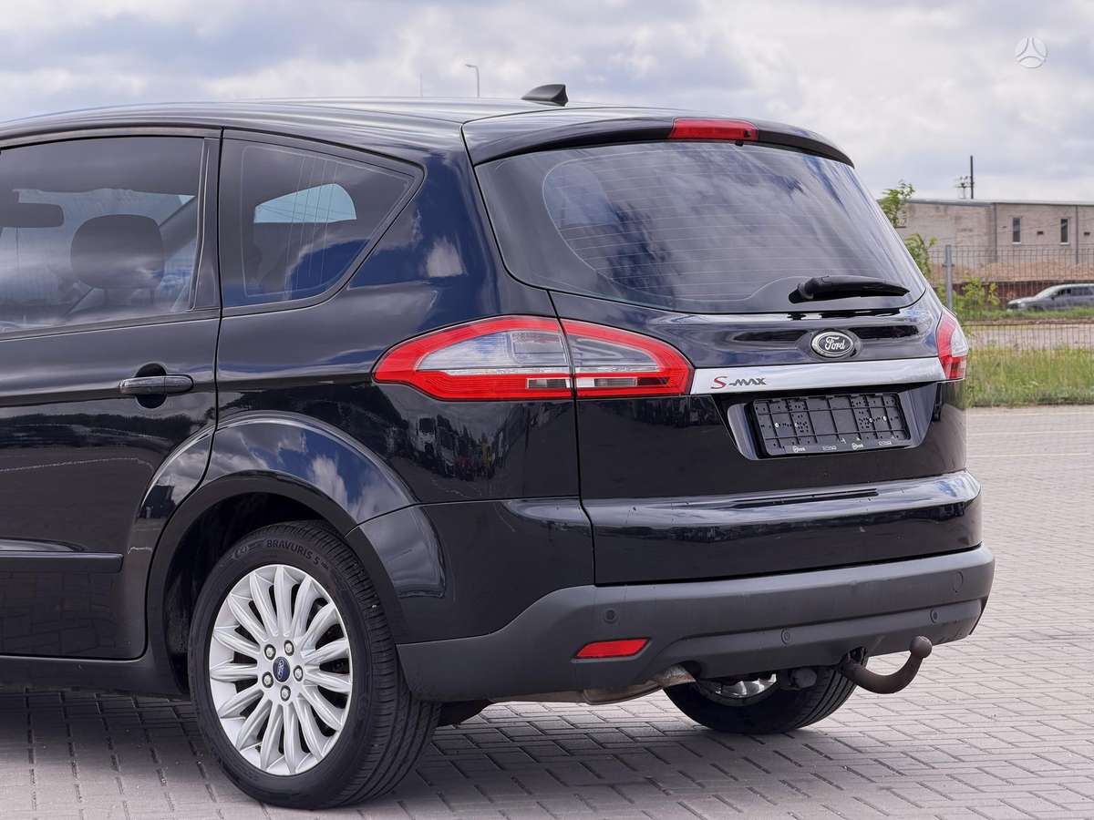 Ford S-MAX 2012 — photo 8