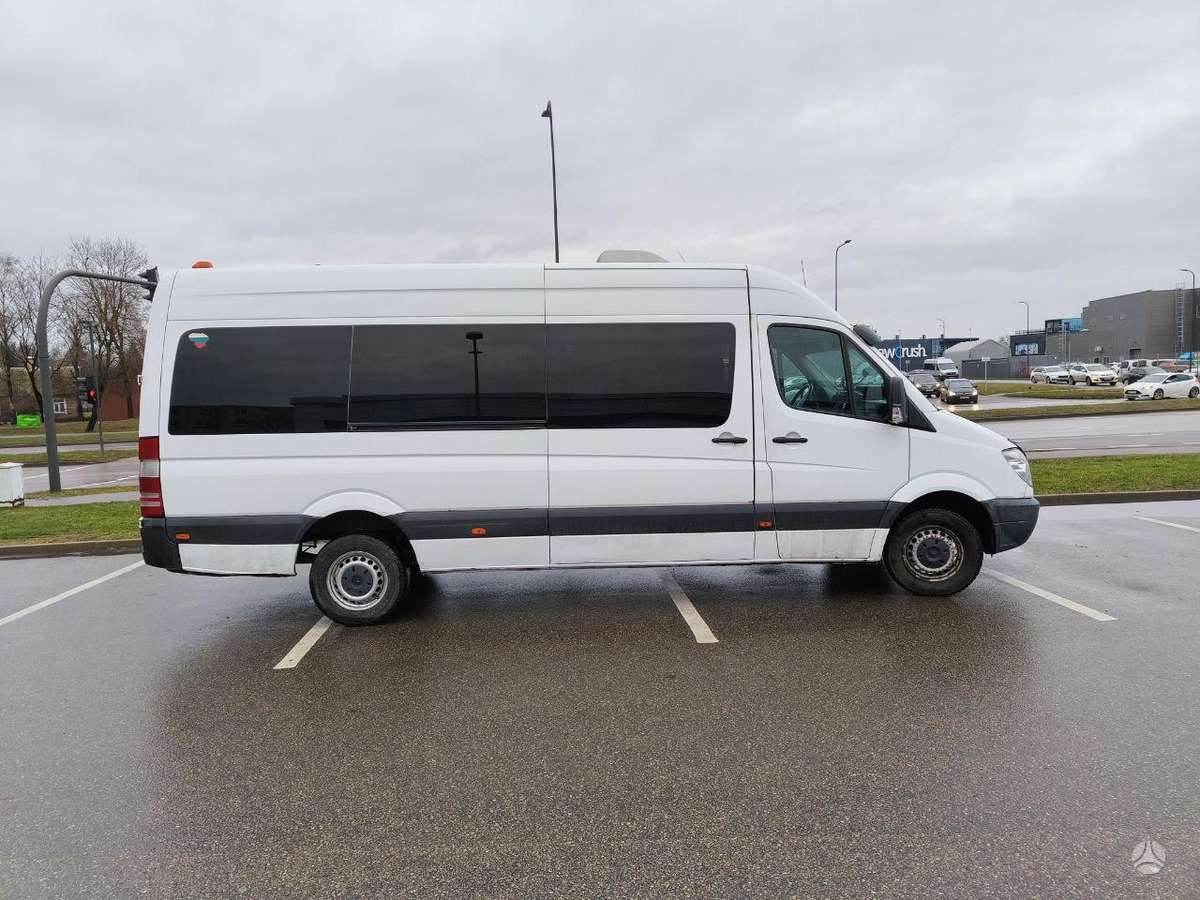 Mercedes-Benz Sprinter 2008 — салон